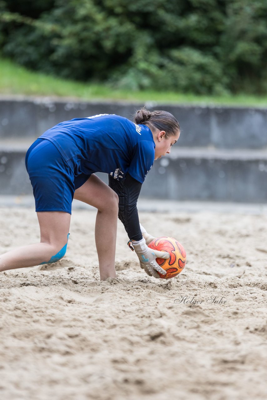 Bild 91 - wBJ/wCJ Beachsoccer Cup